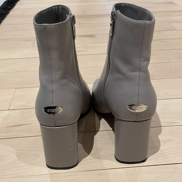 Guess Chatty Leather Booties size 10 - Picture 4 of 7
